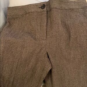 Elliott Lauren pant in excellent condition, sz 4 a classic style and fabric